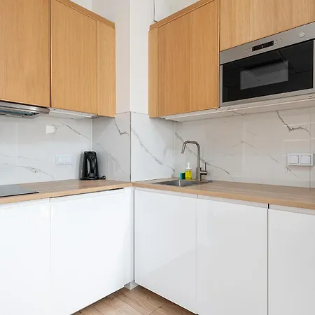 Apartment Rentplanet - Bliska Wola *
