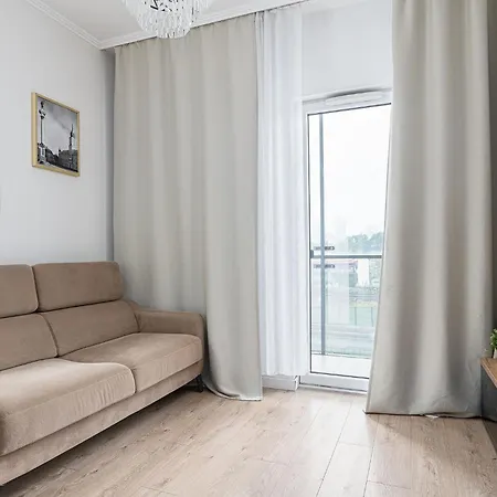 Rentplanet - Bliska Wola Apartment Warsaw