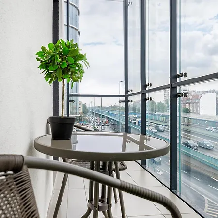 شقة Rentplanet - Bliska Wola وارسو