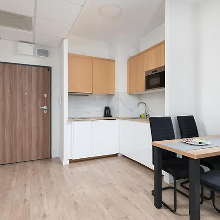 Rentplanet - Bliska Wola ワルシャワ